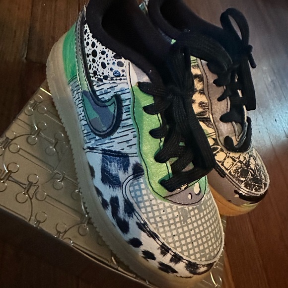 The Nike Air Force 1 Low City of Dreams released in February of 2020 size 10c - Picture 2 of 6